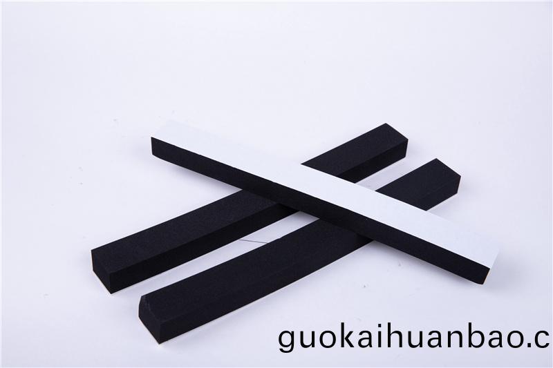 CR減(jian)震保(bao)溫(wen)條